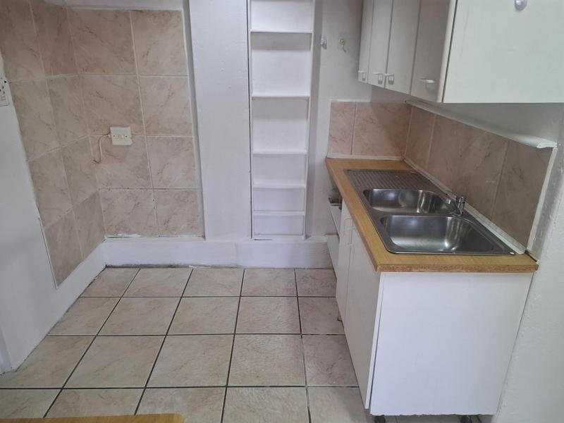 To Let 2 Bedroom Property for Rent in Glen Lilly Western Cape